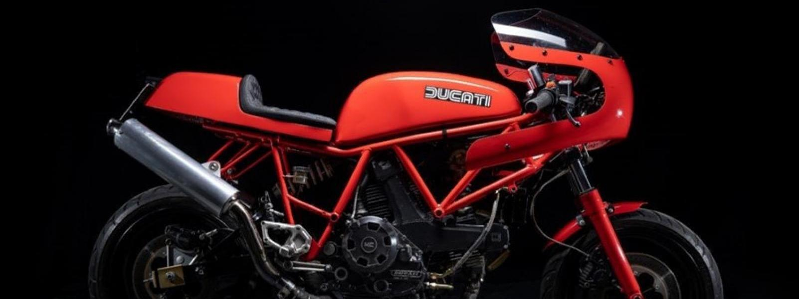 Umbau von Ducati Sitzbänken